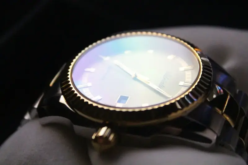Jak przechowywać zegarki, aby nie uległy działaniu czasu?